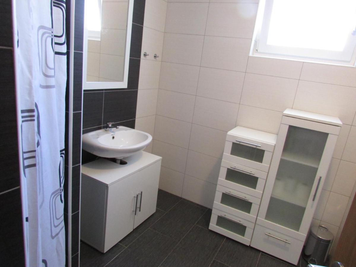 Apartment Miaantonia Vrsi Eksteriør billede